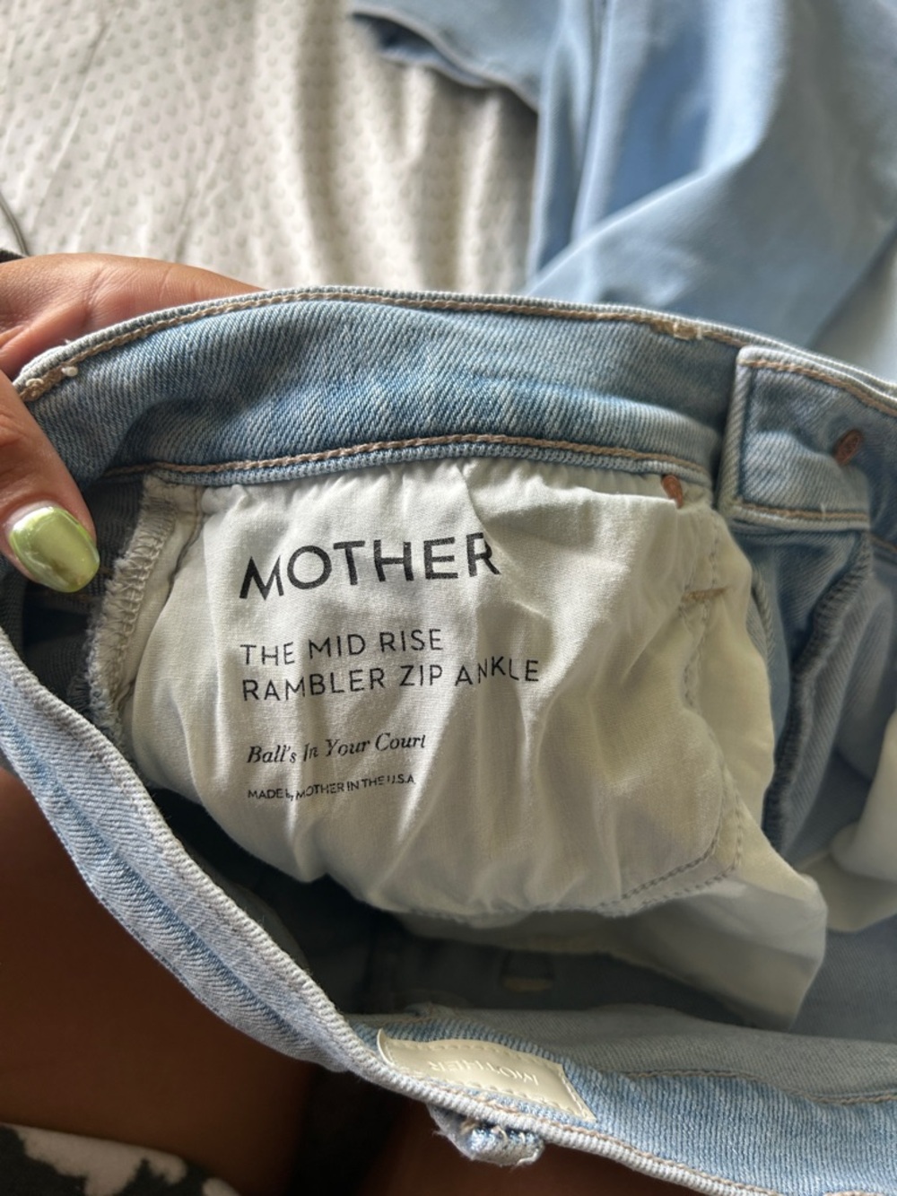 MOTHER The Mid Rise Rambler Zip Ankle Jean - Picture 3 of 5